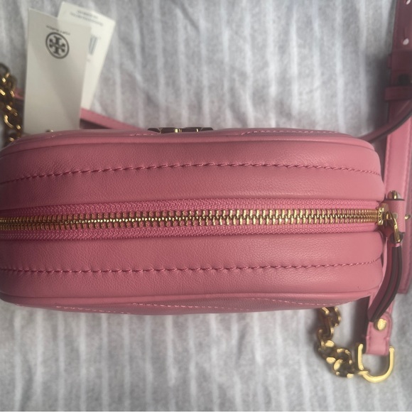 Pink Tory Burch Kira Chevron Small Camera Bag - Picture 4 of 7